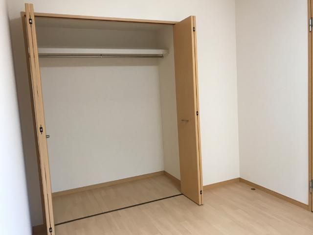 キャトル　セゾンの収納|洋室収納