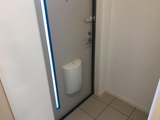 ユニヴァリィ　シュロスの玄関|玄関