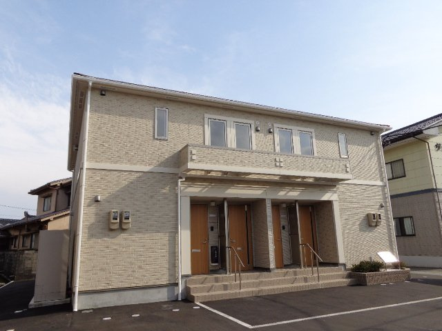 ユニヴァリィ　シュロスの外観|外観写真（昼）