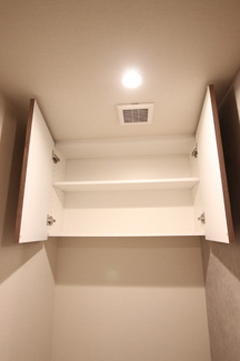 トイレ上部収納棚