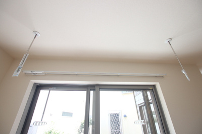 室内物干し2ヵ所あります