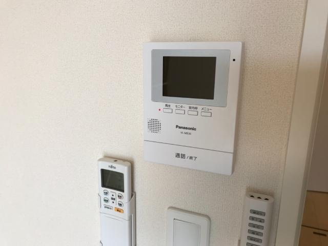 ヴィラコートサクラの内装|カメラ付インターホン