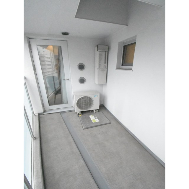 CAVANA＋麻布台のバルコニー