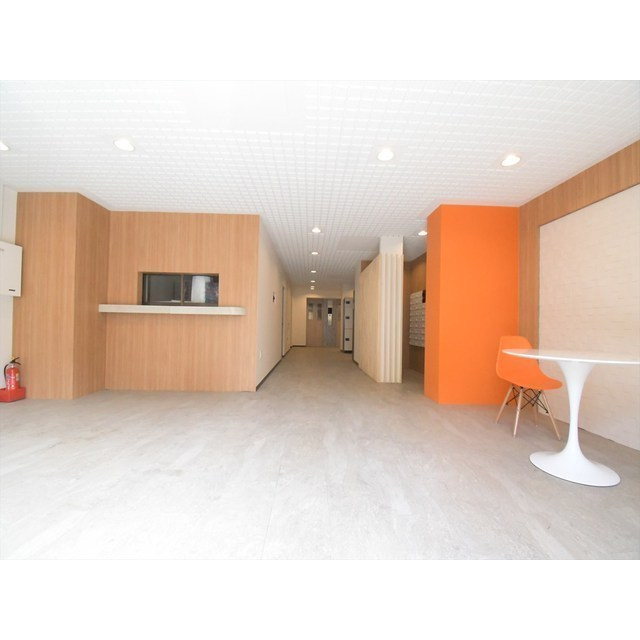 市川東レジデンスの居間・リビング