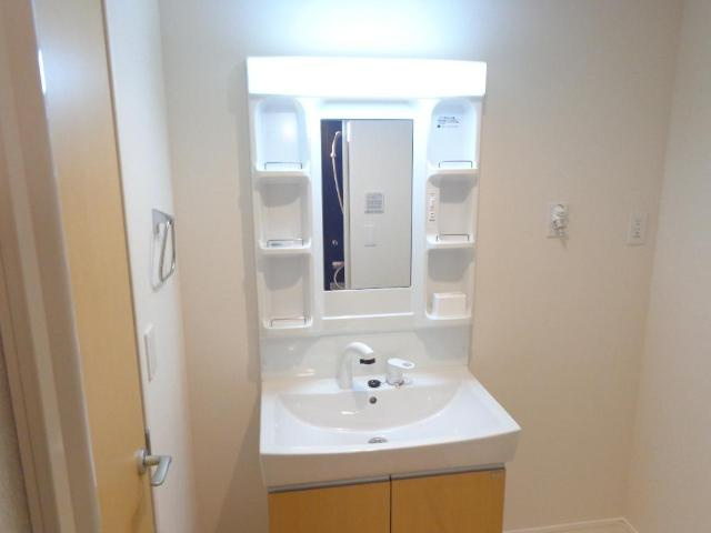 ムーンクリスタルの洗面所|洗髪洗面化粧台