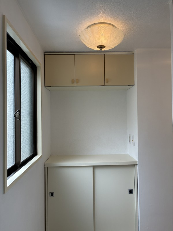 天野屋ビルの玄関