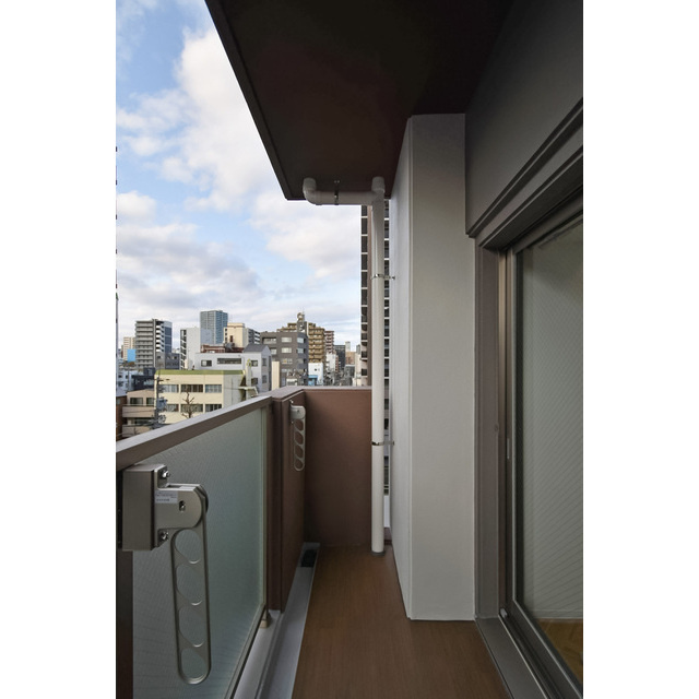 ArtizA金山のバルコニー