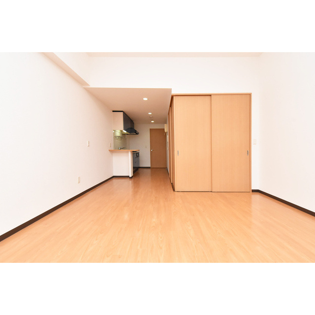 Gramercy Shirakawa Koenの居間・リビング