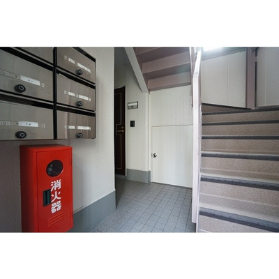 【エントランス】 | ルシーダ和泉 | メールボックス