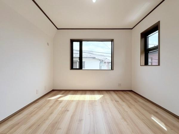綾瀬市上土棚南２丁目の中古一戸建の洋室