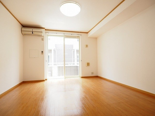 ドゥーメゾンⅠ番館の内装