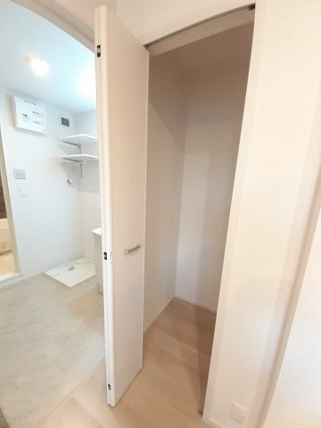 パインエコーの収納