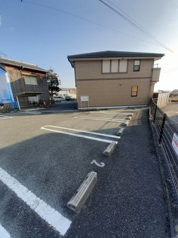 グランデール花宗　壱番館の駐車場