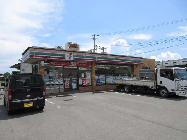グランデール花宗　壱番館の周辺|セブンイレブン大川郷原店まで520m