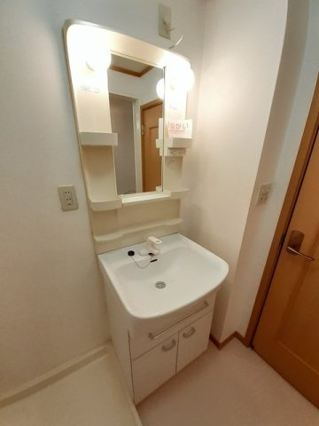 グランデール花宗　壱番館の洗面所