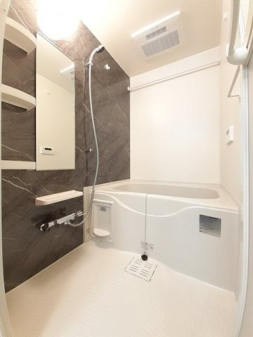 サンヒルズ　Ａの浴室