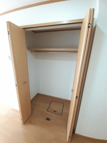 メゾンドアンジュＢの収納
