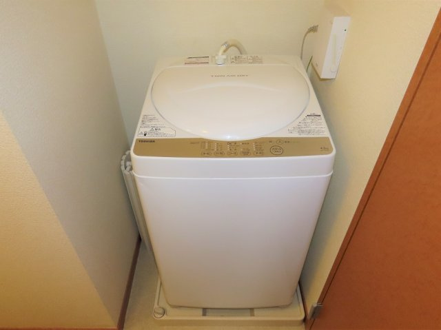 レオパレスエバーグリーンＡのその他|お風呂、トイレは完全別です
