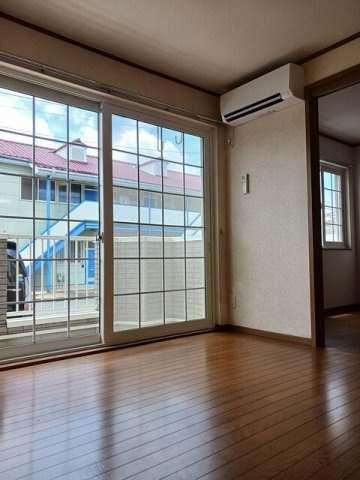 ハイツ萩山の居間・リビング