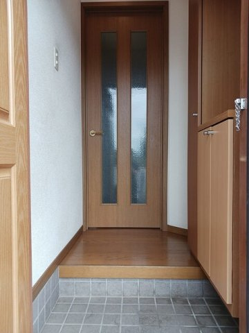 ハイツ萩山の玄関