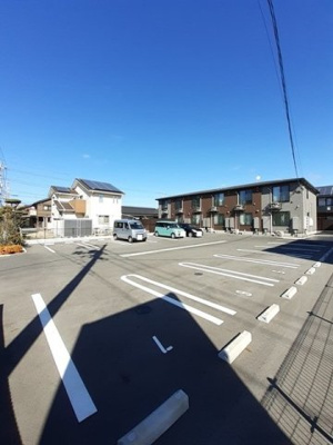 【駐車場】 | ファミーユ
