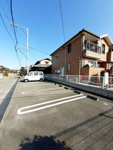 ポレールの駐車場