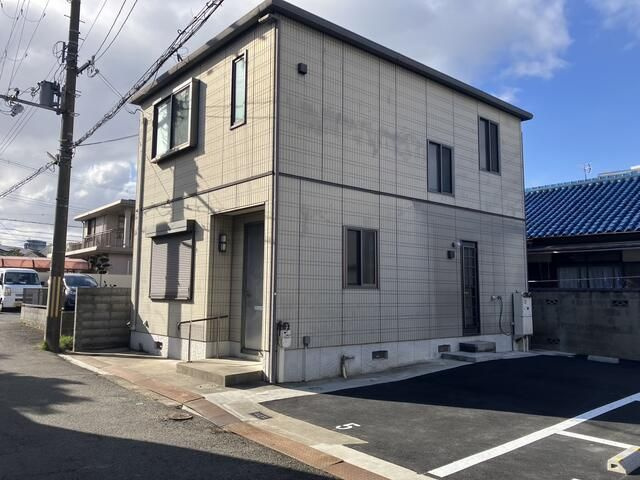 中宮山戸町貸家の外観