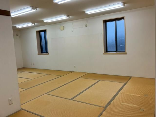 中宮山戸町貸家の居間・リビング