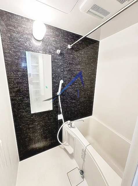 新子安レジデンスの浴室|お風呂です。