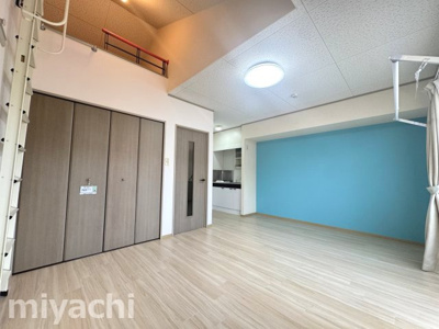 【洋室】 | サンクレール沙羅