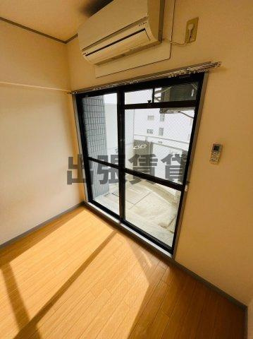 仲介手数料0！！シャタック清水の洋室