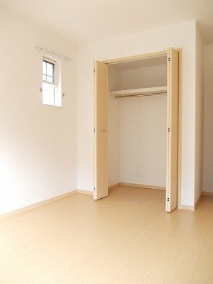 ピチカートの内装|明るい室内です