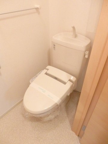 イルマーレ　Ｄのトイレ|シンプルで使いやすいトイレです