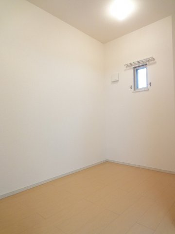 メゾン・ド・ソレイユの内装|明るい色調の室内です