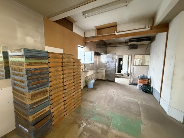 川なべ店舗の内装