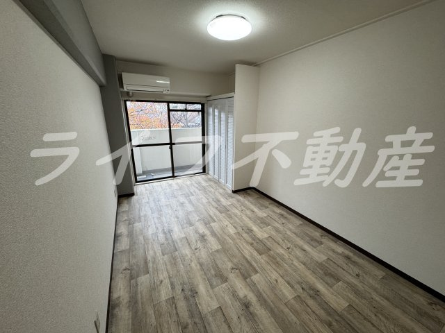 布施オーク5の居間・リビング|居間です