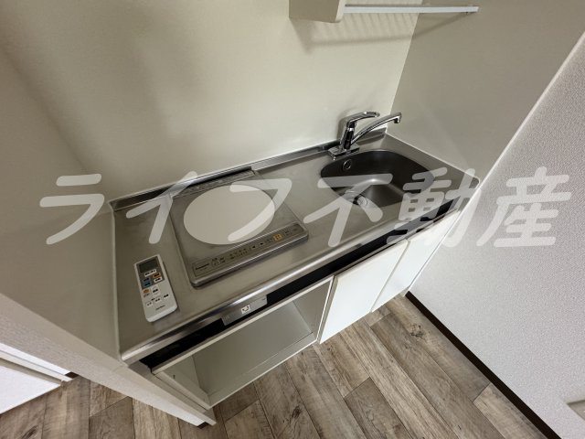 布施オーク5のキッチン|コンパクトなキッチンで掃除もラクラク