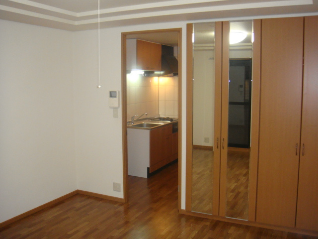 アンジェリックの居間・リビング|洋室