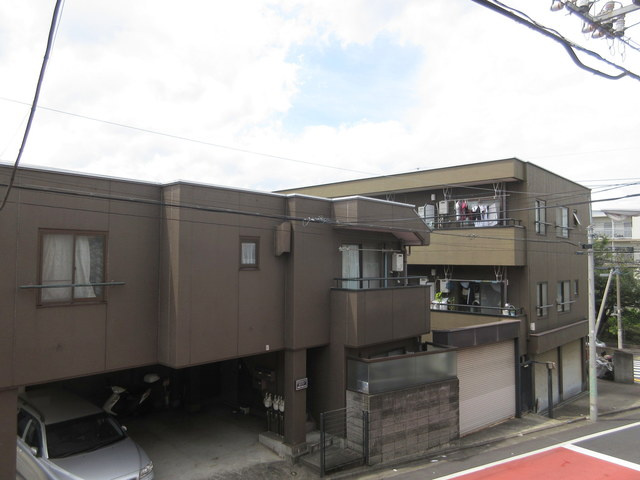 グリーンコート中野の展望|★１階ですが、実質２階の高さです★