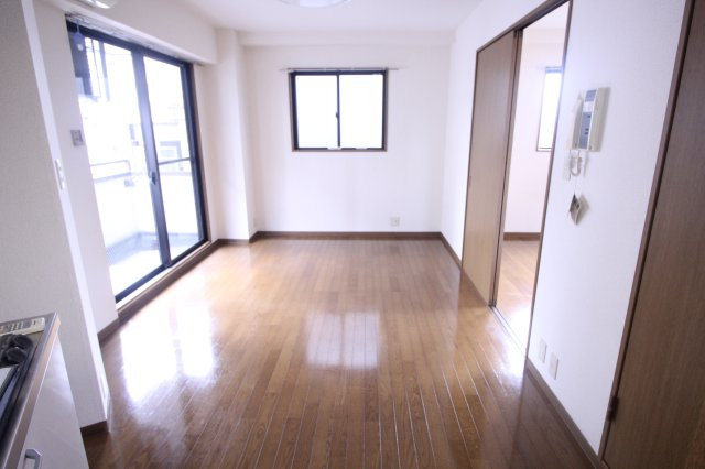 【居間・リビング】