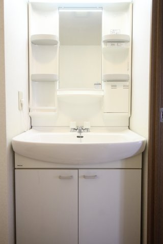 【独立洗面台】