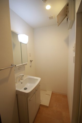 【独立洗面台】