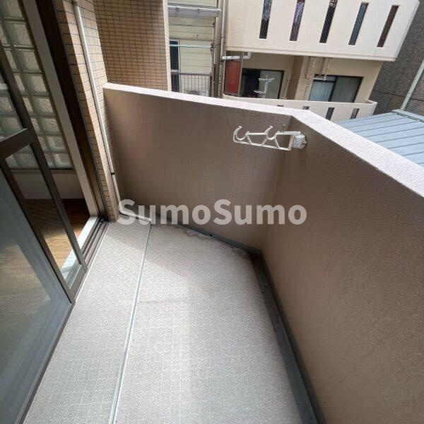 ライオンズマンション三宮東第２のバルコニー