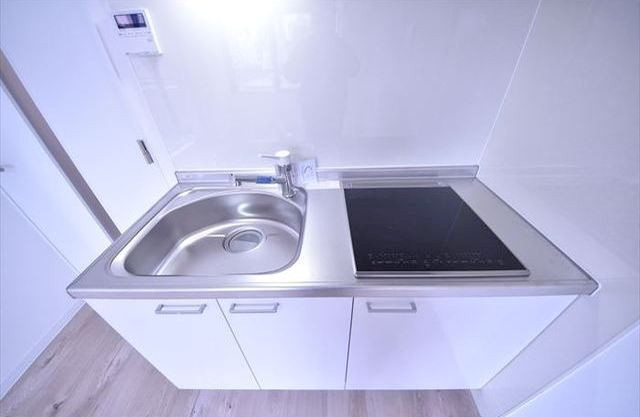 カヤホンゴウのキッチン|※写真は同タイプの別室になります