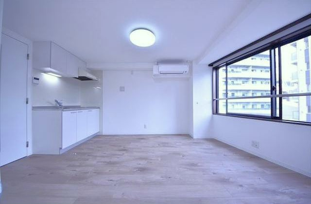 カヤホンゴウの居間・リビング|※写真は同タイプの別室になります