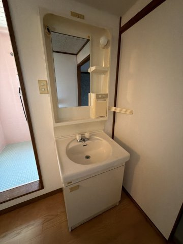 ダイヤマンションの洗面所