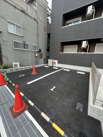 フジパレス水明公園西の駐車場