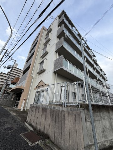 マックコートの外観