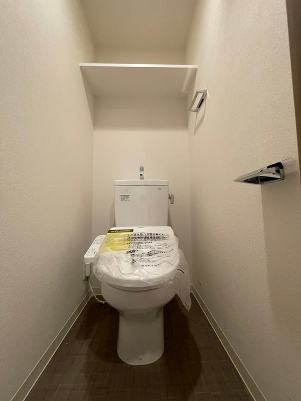 プレサンス兵庫駅前のトイレ