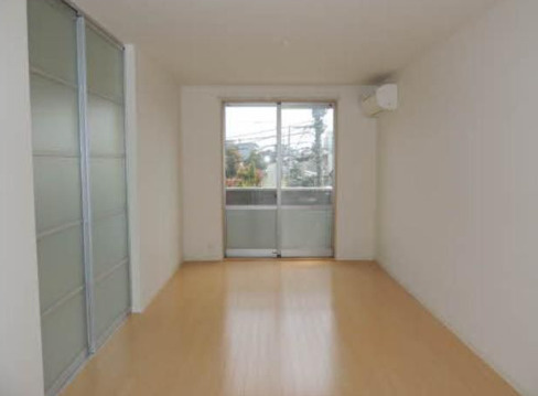 グランディール春日のバルコニー